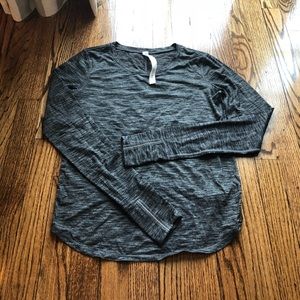 LULULEMON LONG SLEEVE T-SHIRT